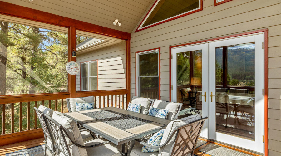 Screened Porch