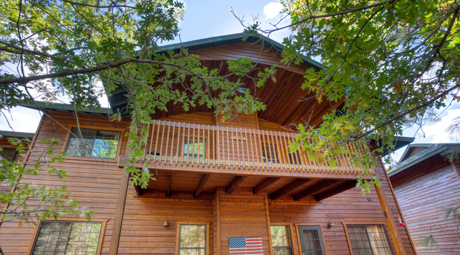 Exterior Back Porch (Upper Unit)