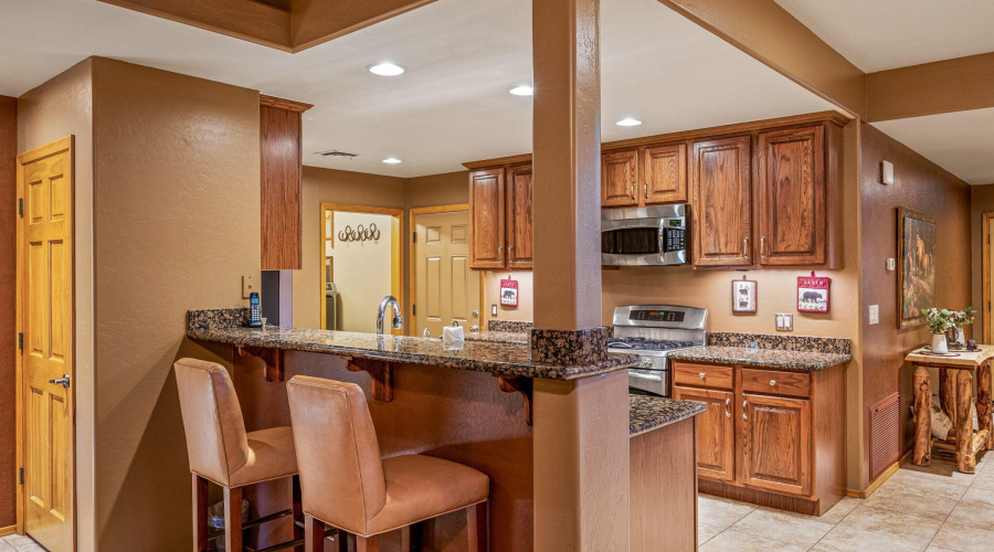 Breakfast Bar in Kitchen