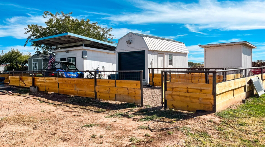 Apartment/shed/chicken coop