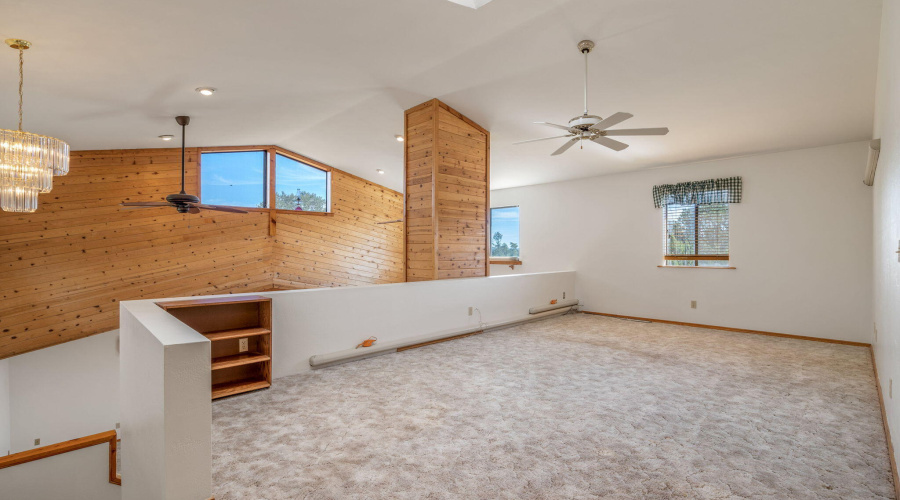 1586EchoCir-HeberOvergaard-AZ-19