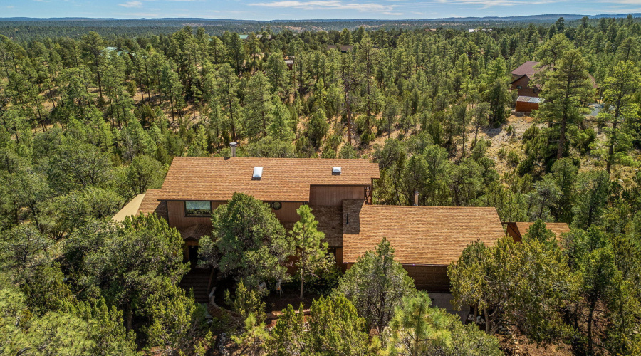 1586EchoCir-HeberOvergaard-AZ-2