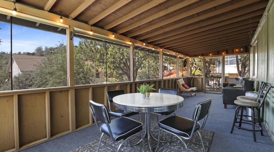 Screened Porch