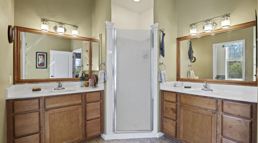 Double Vanity-Master Bathroom