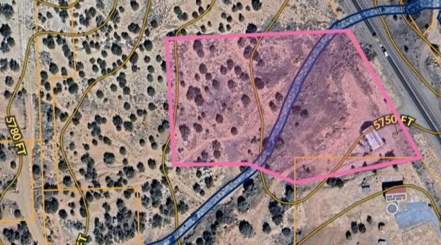 Navajo County - Shop Property - 4 acres