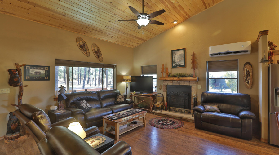 131 Skyhook Road, Pinetop, AZ 85935