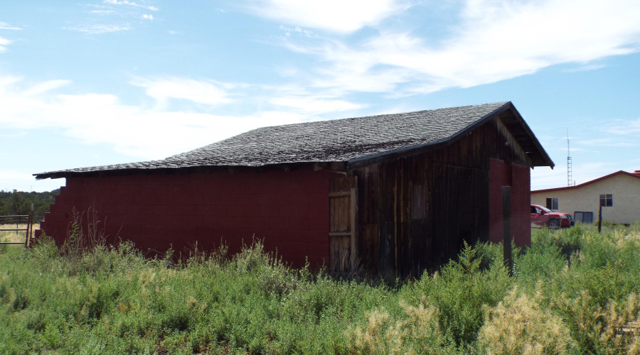 Barn