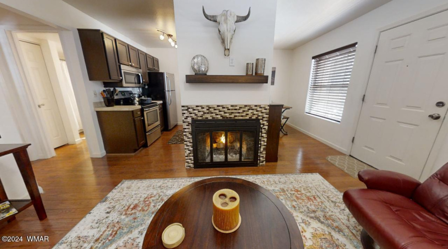 PineCreek_condo_223-Living-Room