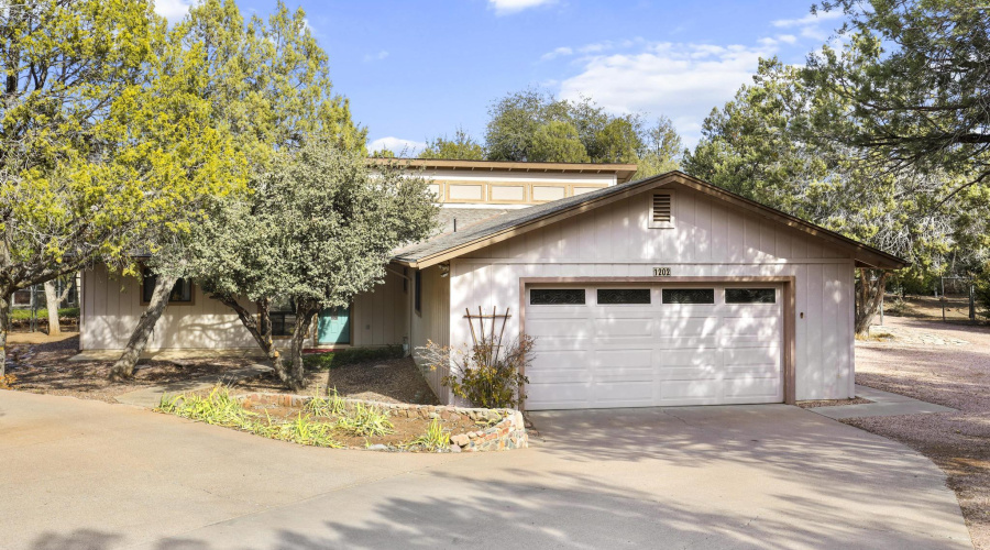 2 Car Attached Garage