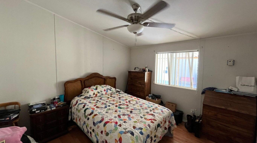 Second bedroom