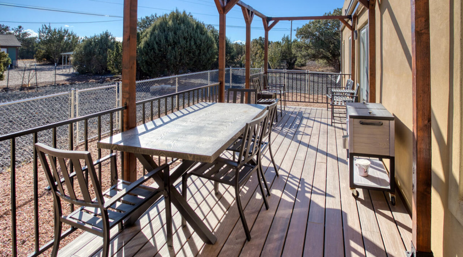 Rear Porch Off Family Room