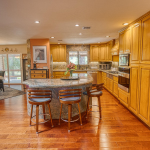 Kitchen with lots of cabinets