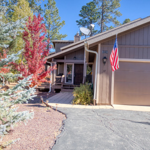 5776 Spruce Circle, Pinetop AZ 85935