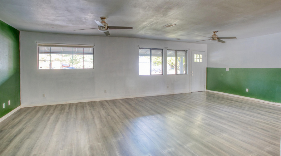 Living Room / Dining Room