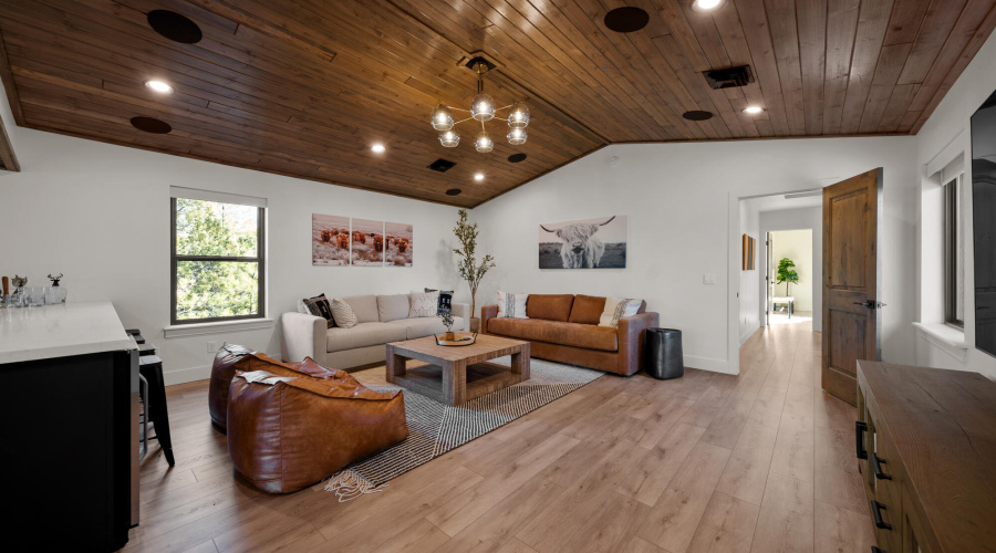 View Of Sitting Area in Bonus Room