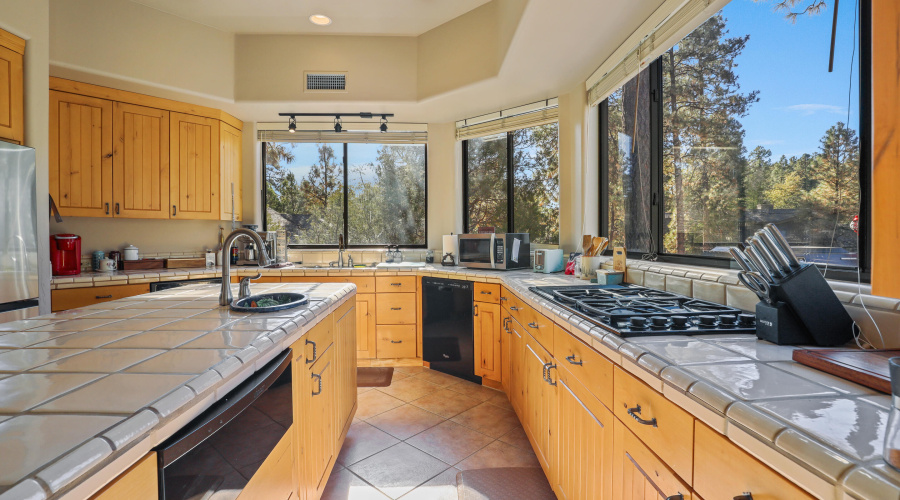 Kitchen Views to Water Features