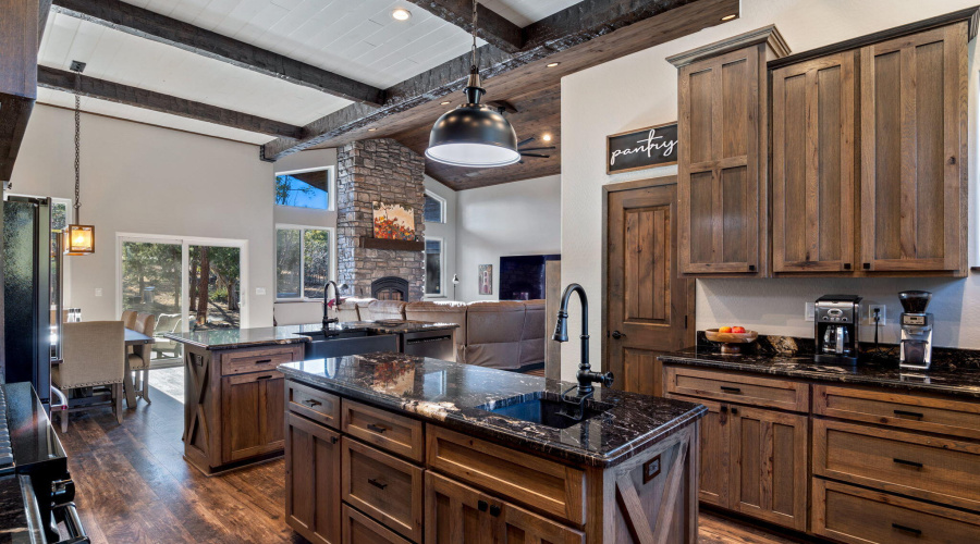 Kitchen with Island Sink