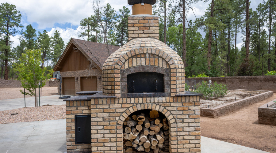 Outdoor Oven