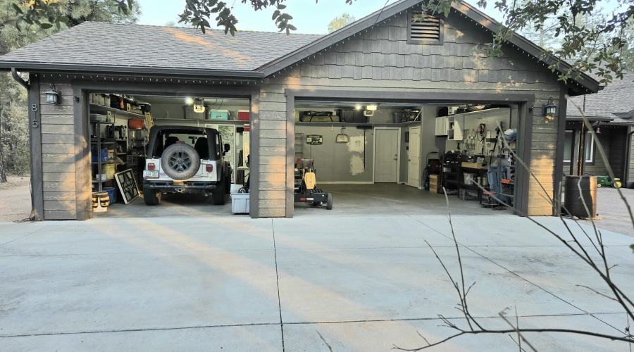 3 car garage