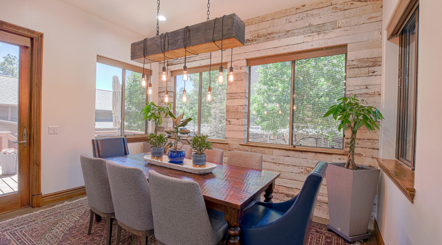 Dining Room-Barnwood Wall