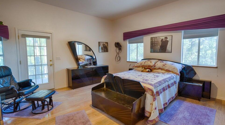 1526 Mainline Rd-Bedroom 3