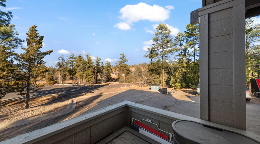 Deck/Break Area Suite 2