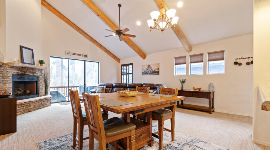 Liv Rm / Dining Combo