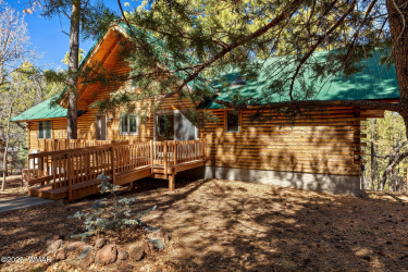 1825 Woodchuck Lane, Pinetop, Arizona 85935, Bedrooms, ,Bathrooms,Residential,For Sale,Woodchuck,254697