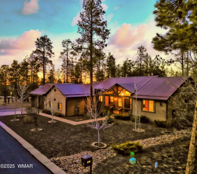 574 Redwood Lane, Pinetop, Arizona 85935, Bedrooms, ,Bathrooms,Residential,For Sale,Redwood,254683