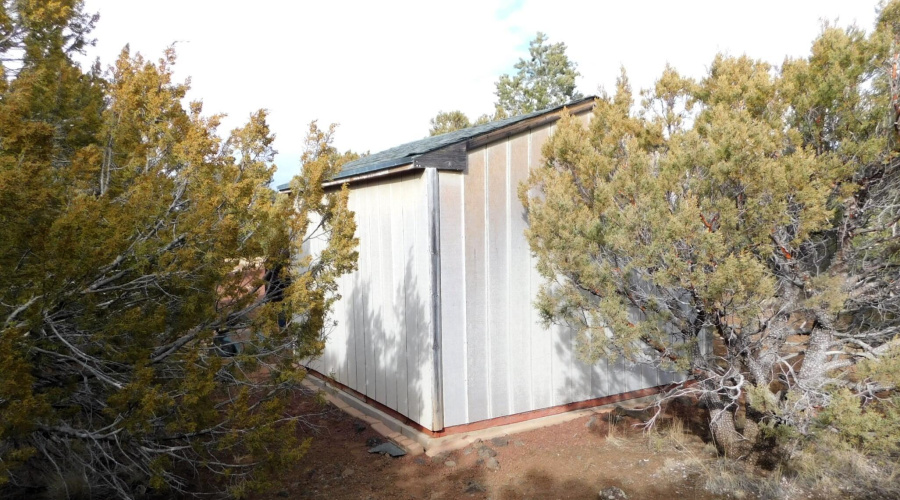 10 COUNTY ROAD 3071 VERNON, AZ 85940 ( A