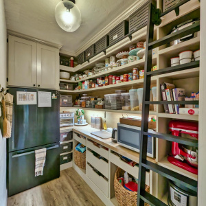 Butler's Pantry