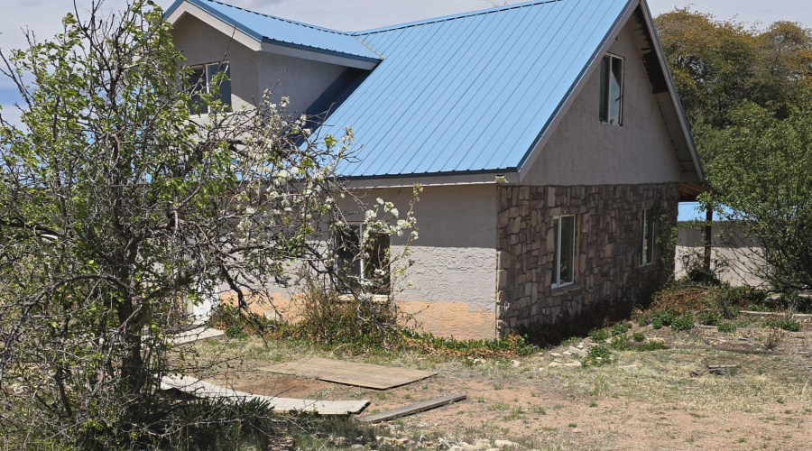 Front of Hm Faces South