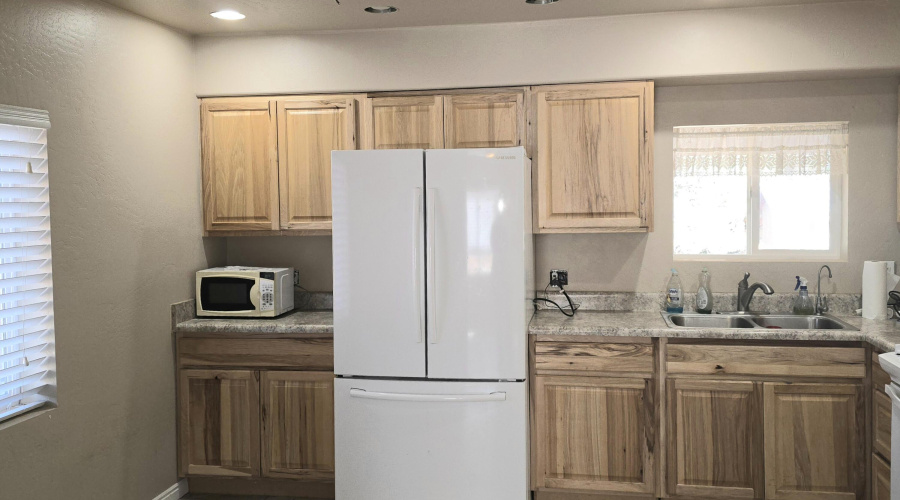 Kitchen fr Lvg Doorway