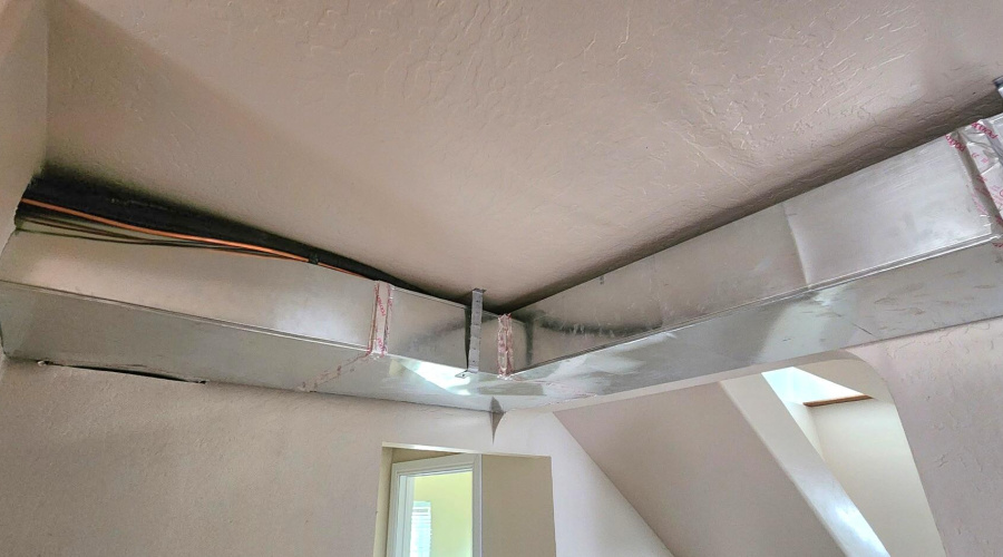 Ductwork fr Heat Pump to Lvg & Kitchen