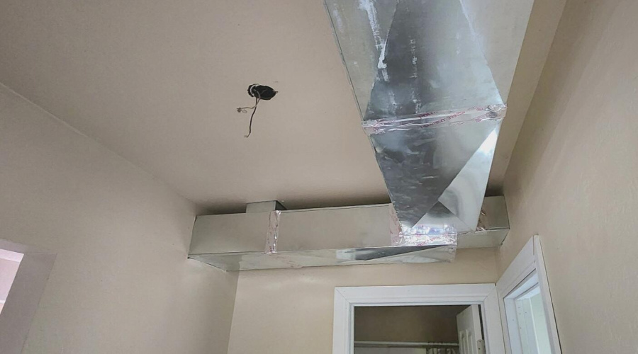 Ductwork to Dwn Bath & Bdrms