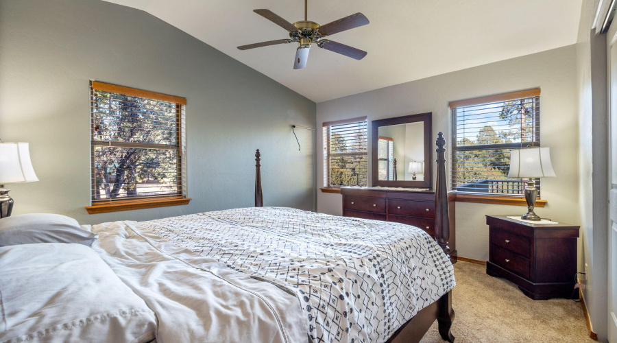 2235EagleLn-Overgaard-AZ-19