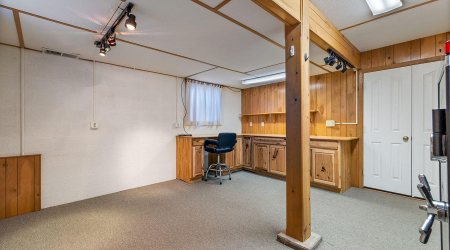 2235EagleLn-Overgaard-AZ-26