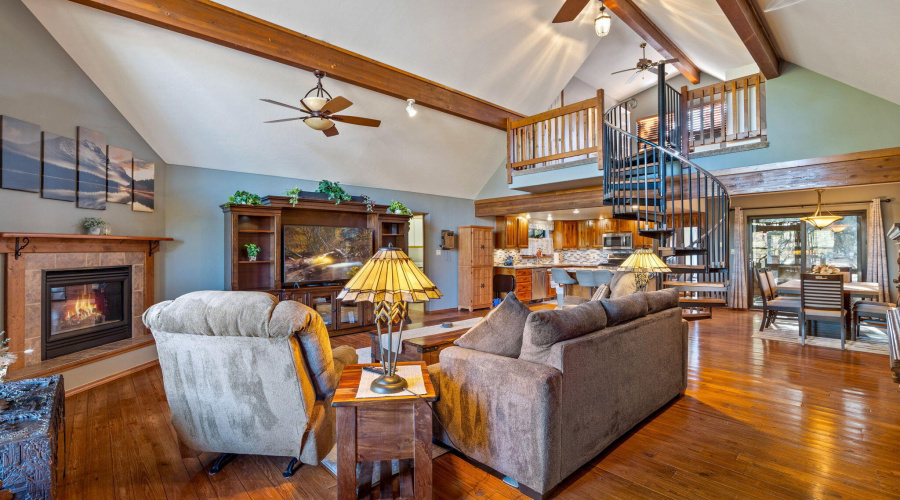 2235EagleLn-Overgaard-AZ-7