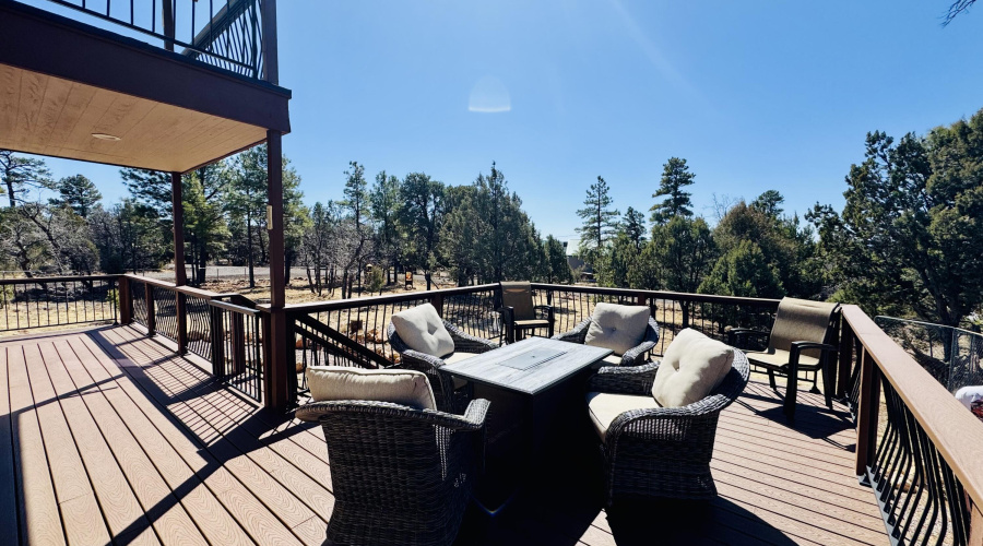 large maintence free deck