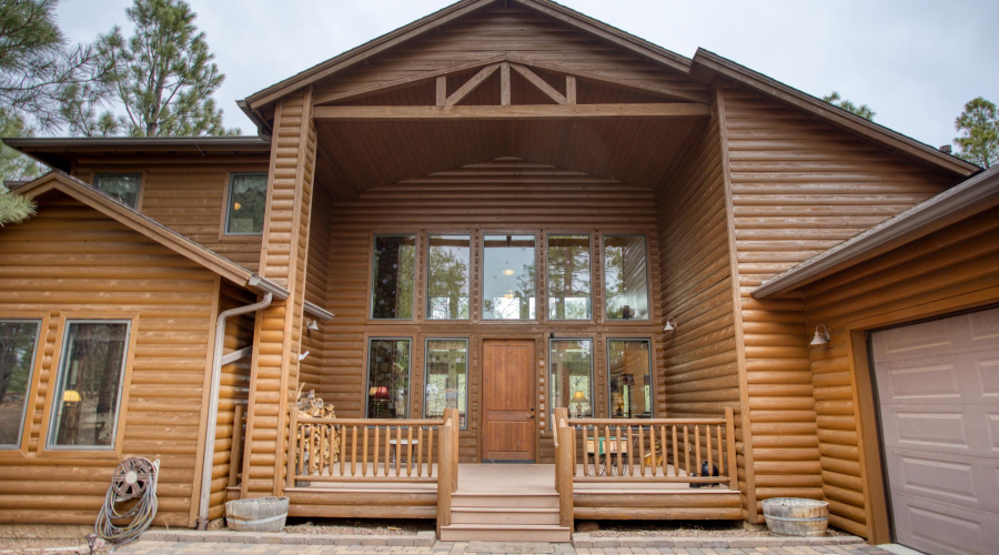 004_Front EntryPatio