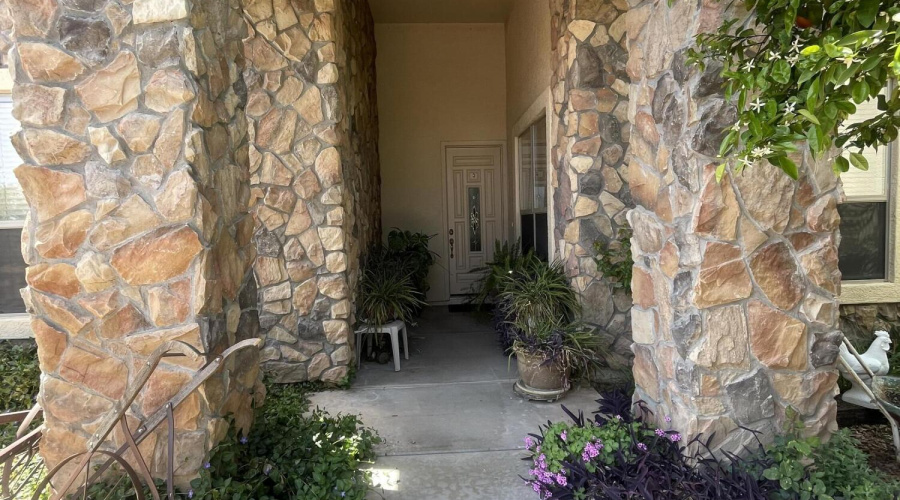 Beautiful stone accents