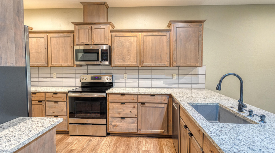 PAX_8929_AuroraHDR2019-edit