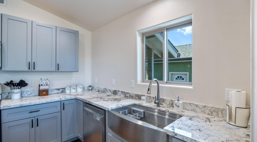 2231SitgreavesDr-Overgaard-AZ-9