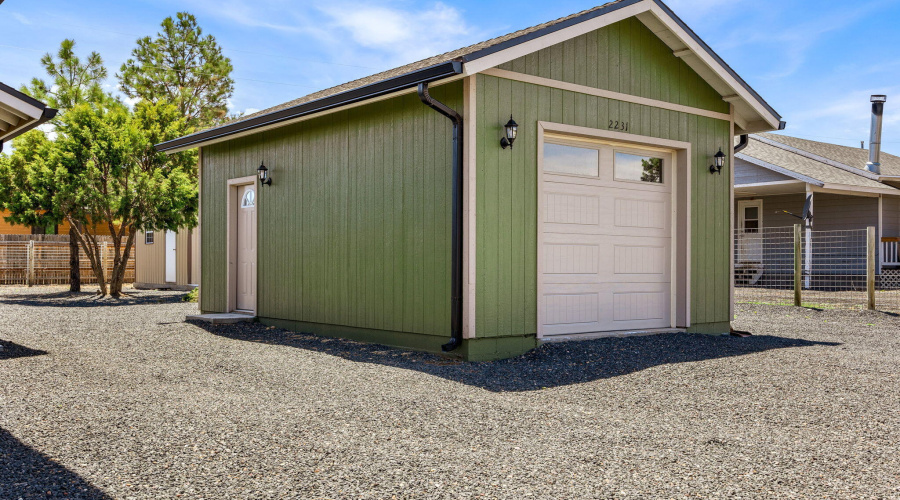 2231SitgreavesDr-Overgaard-AZ-24