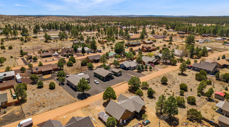 2231SitgreavesDr-Overgaard-AZ-28