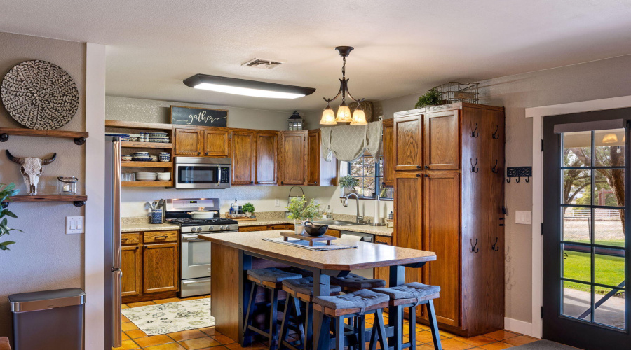 Kitchen to Back Patio