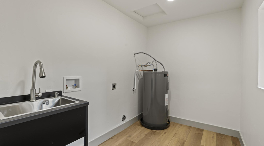 Utility/Laundry Room