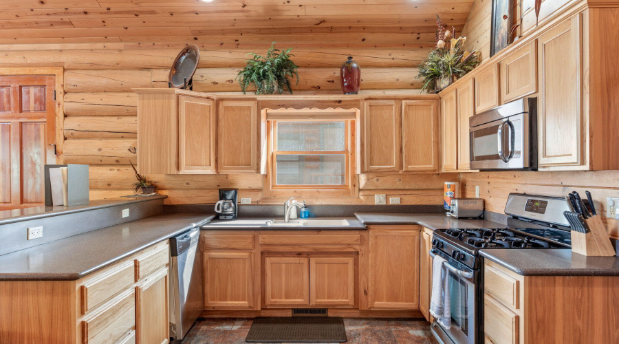 Cabin168-Greer-AZ-10