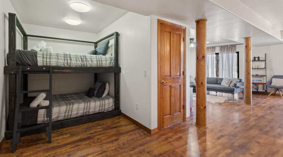 2802 Zane Grey, Overgaard (38)