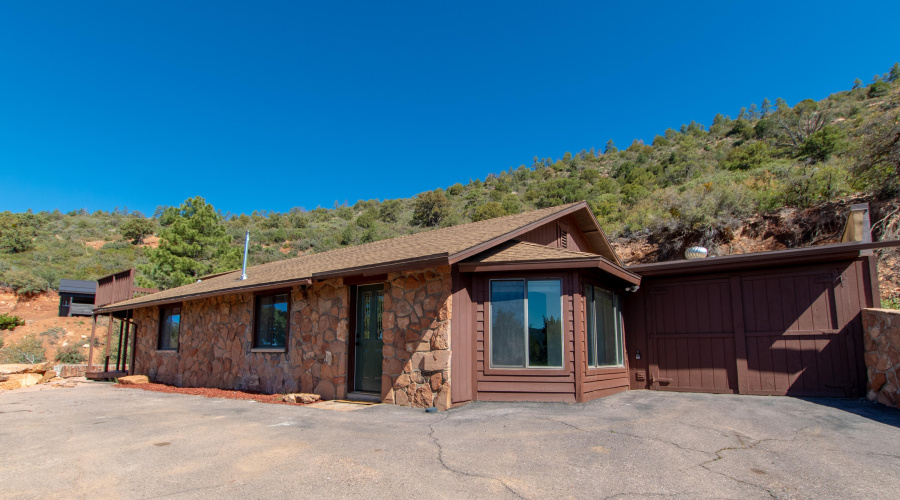 Clark - Tomahawk Trail Full Size-01